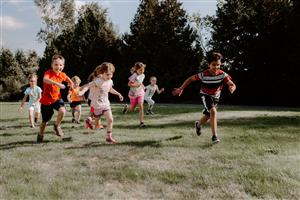 kids running